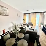 Lorena свети спас Velingrado