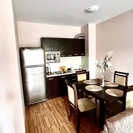 Lorena свети спас Velingrado