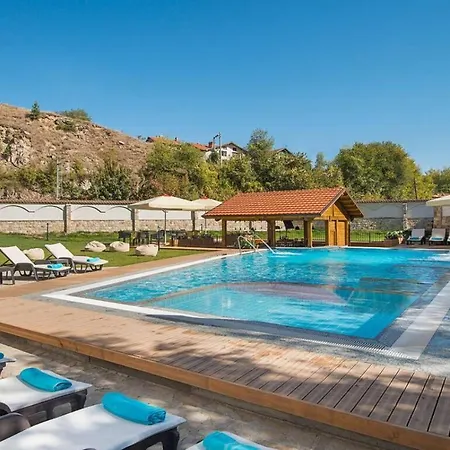 Lorena свети спас *