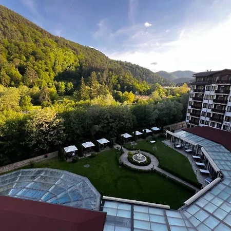 Lorena свети спас *